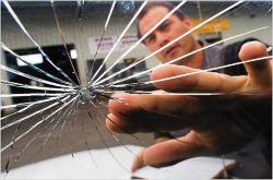 Got cracked auto glass?